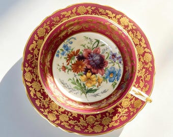Vintage Paragon Ruby Red Heavy Gold Gilt Royal Warrant Teacup Saucer