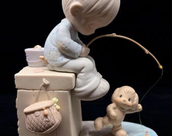 Vintage Precious Moments 1988 Just a Line to Wish You a Happy Day Figurine #520721