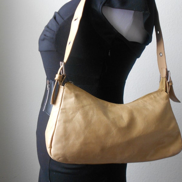 Tan LEATHER 1970s Large HOBO Boat Purse