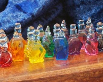 Pack of 16 Miniature Magic Potion Bottles Handmade out of Resin Tabletop RPG Board Game Pieces Tokens Mini Dollhouse Props