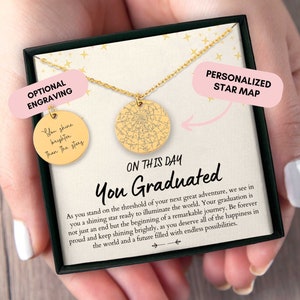Cadeau de remise des diplômes pour elle, collier de remise des diplômes, cadeau de remise des diplômes personnalisé, carte des étoiles personnalisée par date, lycée, collège, maîtrise, fille