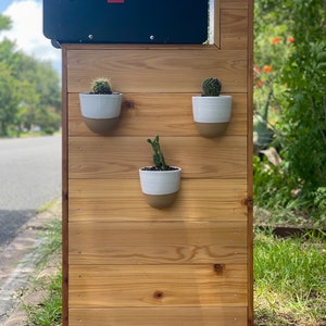 Stoneware Wall Planter image 2