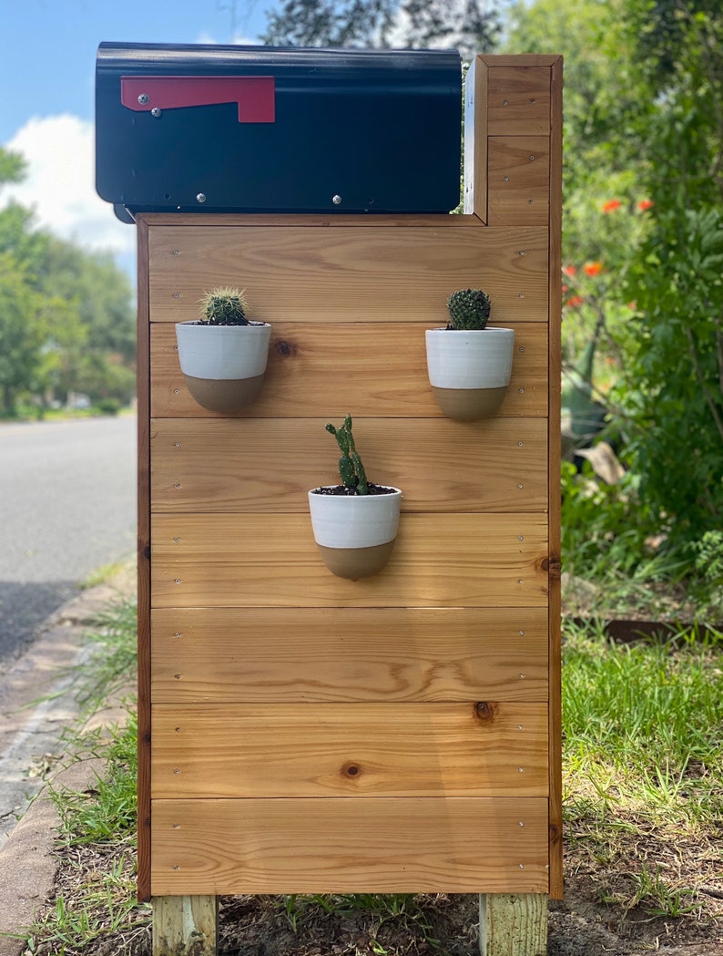 Stoneware Wall Planter image 2