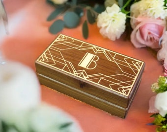 Double Wedding Ring Box in the Art Deco Style. Free Engraving and Shipping. DRB-2