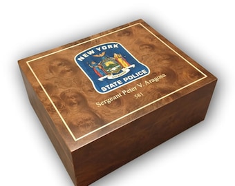 24 count custom humidor with inlay.   Free shipping and engraving