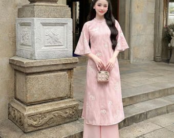 Robe rose moderne en mousseline de soie Ao Dai, élégante robe traditionnelle vietnamienne 4 couches à manches évasées Pastel Mariage Ao Dai Tet, plus la taille personnalisée