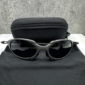 バ*ン様 90年代 OAKLEYサングラス 90s oakley - Etsy 日本
