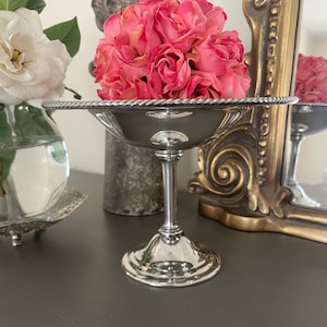 Vintage WM Rogers Silverplate Pedestal Compote Dish with Rope Edging