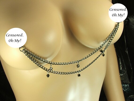 miley-cyrus-bdsm-jewelry-captivity-necklace-grandpas-fuck-young