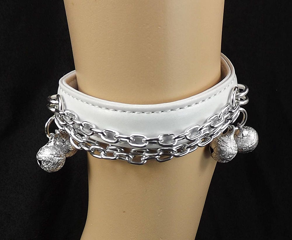 O ring collar and cuff set, bdsm slave bell collar, bondage restraint set, sparkle bells collar