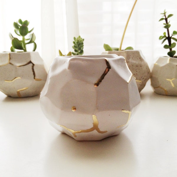 MADE TO ORDER - faceted white and gold ceramic vessel