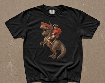 Napoleon op een T-Rex T-shirt, grappig historisch mashup-shirt, Napoleon rijdend op een dinosaurus shirt, uniek grafisch historisch cadeau voor mannen en vrouwen