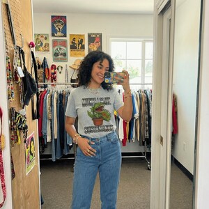T-shirt med Venus flugfälla och köttätande växter