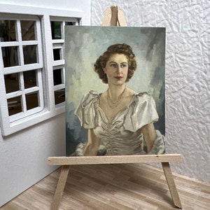 Miniature Dollhouse Room Box Wall Art Print Painting Young Queen Elizabeth II White Gown no Crown Portrait Handmade