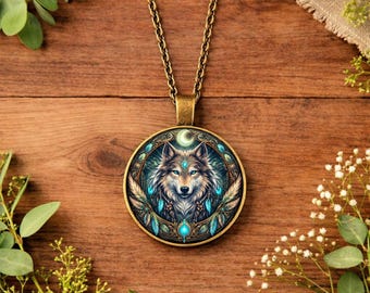 Wolf Spirit Animal Necklace • Wolf Totem Jewellery • Strength & Loyalty Pendant • Spiritual Wolf Necklace • Alpha Wolf Gift • Gift for her