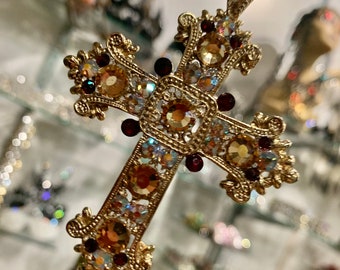 Multi colored renaissance cross pendant