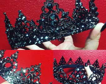 Emily crown in hematite