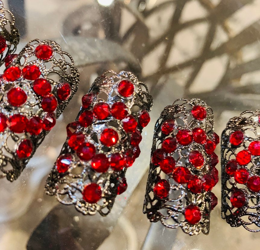 Red and Black Lace Rings (set of 5) - Etsy