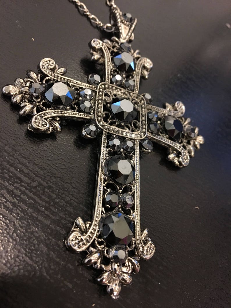 Gothic Renaissance Antique Silver and Hematite Crystal Cross Pendant Necklace 5201xn image 3