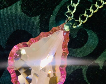 Pink Nicki pendant