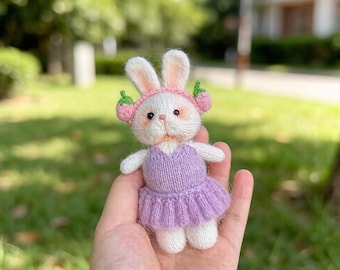 Muñeco de conejo de fresa tejido a mano, juguete de lana, artículo decorativo, regalo para novia, fiesta de bodas