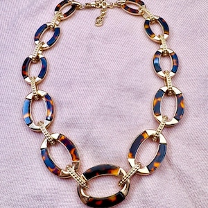 Collar vintage de Lauren Ralph Lauren con cadena de carey / tono dorado, incluye bolsa