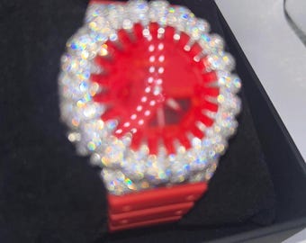 Iced Out G-Shock-horloge – rode wijzerplaat, zilveren ring, VVS Moissanite