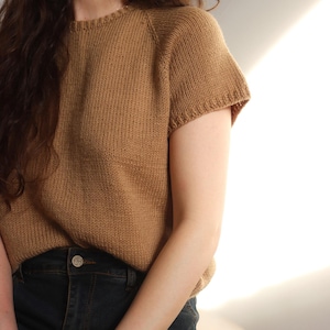 Tee Shirt Knitting Pattern, Easy Knit Tee Pattern, Raglan Sweater Short Sleeve Top, Easy Summer Tee Shirt Seamless Raglan, Video Tutorials