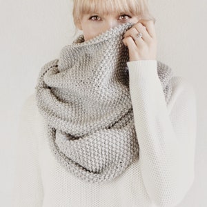 KNITTING PATTERN ⨯ Infinity Scarf Knit Pattern, Beginner Knitting Pattern, Easy Knit Pattern ⨯ Infinity Scarf Knit Pattern, Beginner Knit