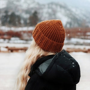 KNITTING PATTERN ⨯ Classic Beanie Knit Pattern, Ribbed Beanie Knitting Pattern ⨯ Winter Fold-Over Brim Hat Knit Pattern, Easy Knit Beanie