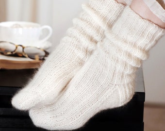 KNITTING PATTERN ⨯ Cozy Socks Knitting Pattern, Classic Ribbed Socks Knit Pattern ⨯ Easy Knitting Pattern, Easy Socks Knitting Pattern