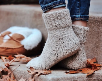 KNITTING PATTERN ⨯ Cozy Socks Knitting Pattern ⨯ Worsted Socks Knit Pattern, Double-Knit Socks Pattern ⨯ Easy Knit Socks Pattern, Cozy Socks