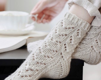 KNITTING PATTERN ⨯ Lace Socks Knitting Pattern, Worsted Weight Socks Knit Pattern ⨯ Women Socks Knitting Pattern, Easy Socks Knit Pattern