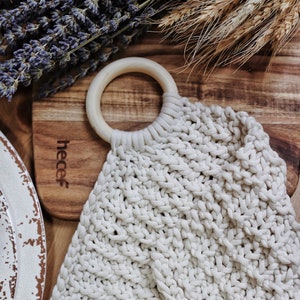 KNITTING PATTERN ⨯ Farmhouse Trivet Knitting Pattern, Easy Knitting Pattern, Wooden Ring Potholder Knit Pattern ⨯ Beginner Knitting Pattern