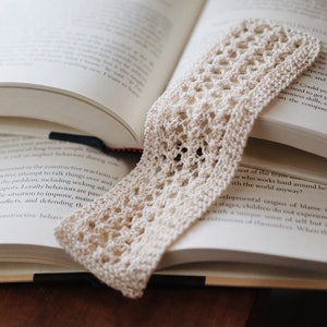 KNITTING PATTERN ⨯ Bookmark Knit Pattern, Easy Knitting Pattern ⨯ Vintage Décor Bookmark Knitting Pattern, Easy Knitting Pattern