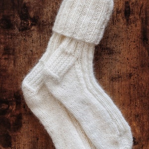 KNITTING PATTERN Cozy Socks Knitting Pattern, Classic Ribbed Socks Knit Pattern Easy Knitting Pattern, Easy Socks Knitting Pattern image 2