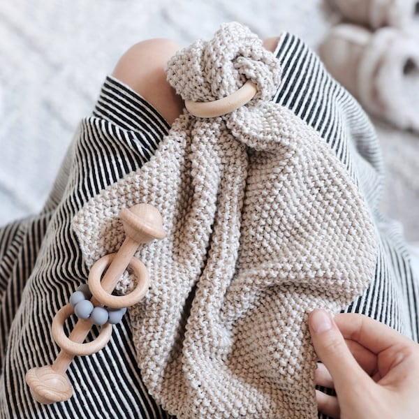 KNITTING PATTERN ⨯ Lovey Knit Pattern, Baby Lovey Blanket Knitting Pattern ⨯ Beginner Knitting Pattern, Easy Knit Pattern ⨯ Knitted Lovey