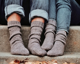 KNITTING PATTERN ⨯ Beginner Socks Knitting Pattern, Boot Socks Knitting Pattern ⨯ Socks Knit Pattern, Men & Women Socks Knitting Pattern