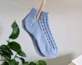 KNITTING PATTERN ⨯ Pretty Ankle Socks Knitting Pattern ⨯ Easy Knit Shortie Socks Knit Pattern ⨯ Blue Lace Socks Knit Pattern, Women Socks