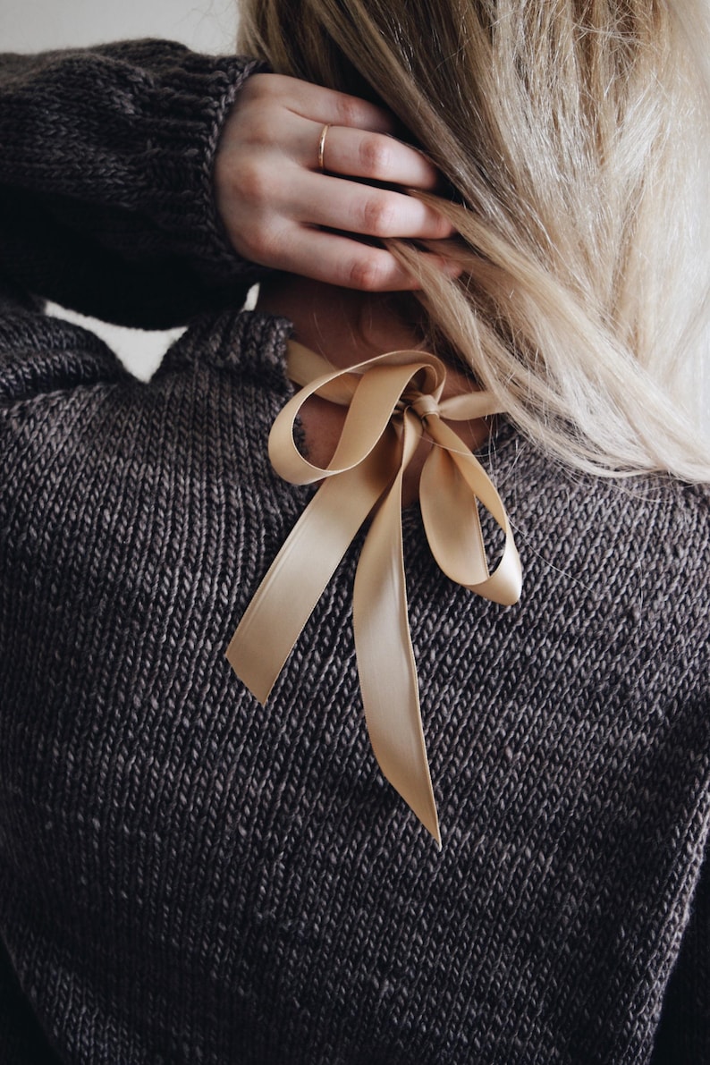 Beginner sweater knitting pattern, oversized top-down raglan pullover in worsted weight yarn, women's seamless crewneck knit jumper. ribbon tie knit sweater pattern. oversize raglan jumper pattern for women