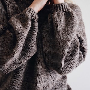 Easy knit sweater pattern, seamless raglan construction, instant download PDF for beginners Beginner sweater knitting pattern, oversized top-down raglan pullover in worsted weight yarn, women's seamless crewneck knit jumper. ribbon tie knit sweater pattern. oversize raglan jumper pattern for women