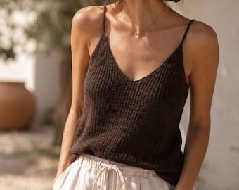 Modelo de tricô fácil para regata, modelo de tricô para iniciantes, regata com decote em V, blusa regata fácil para o verão, blusa feminina, tutoriais em vídeo