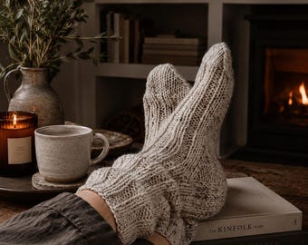 Easy Rib Socks Knitting Pattern, Beginner Knit Socks Pattern, Worsted Weight Socks Knitting Pattern , Easy Women Socks Knit Pattern, Videos