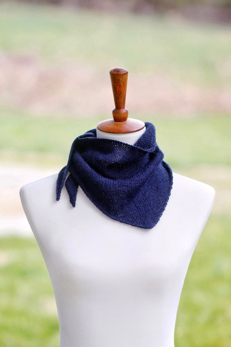 petite scarf knitting pattern, small little knitted scarf. Knitted bandana scarf darling jadore knitting pattern. Think blue stockinette scarf knitting pattern.