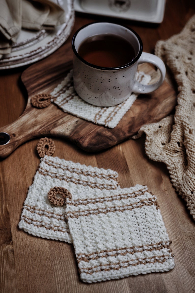 KNITTING PATTERN Farmhouse Coaster Knitting Pattern Easy Knitting Pattern, Décor Knit Pattern, Beginner Knitting Pattern, Knit Pattern image 2