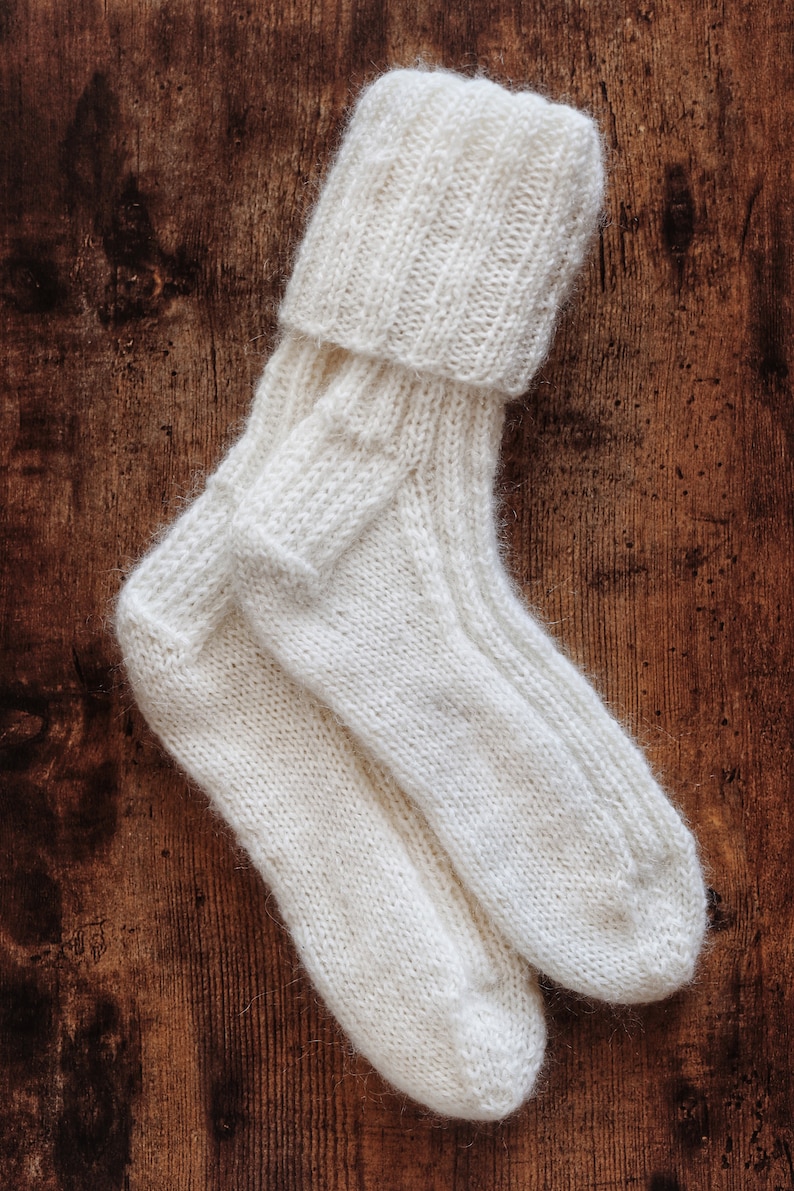 KNITTING PATTERN Cozy Socks Knitting Pattern, Classic Ribbed Socks Knit Pattern Easy Knitting Pattern, Easy Socks Knitting Pattern image 2