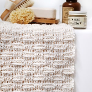 CROCHET PATTERN ⨯ Woven Bath Mat Crochet Pattern, Eco-Friendly Crochet Rug Pattern ⨯ Textured Bath Rug Crochet pattern, Easy Crochet Pattern