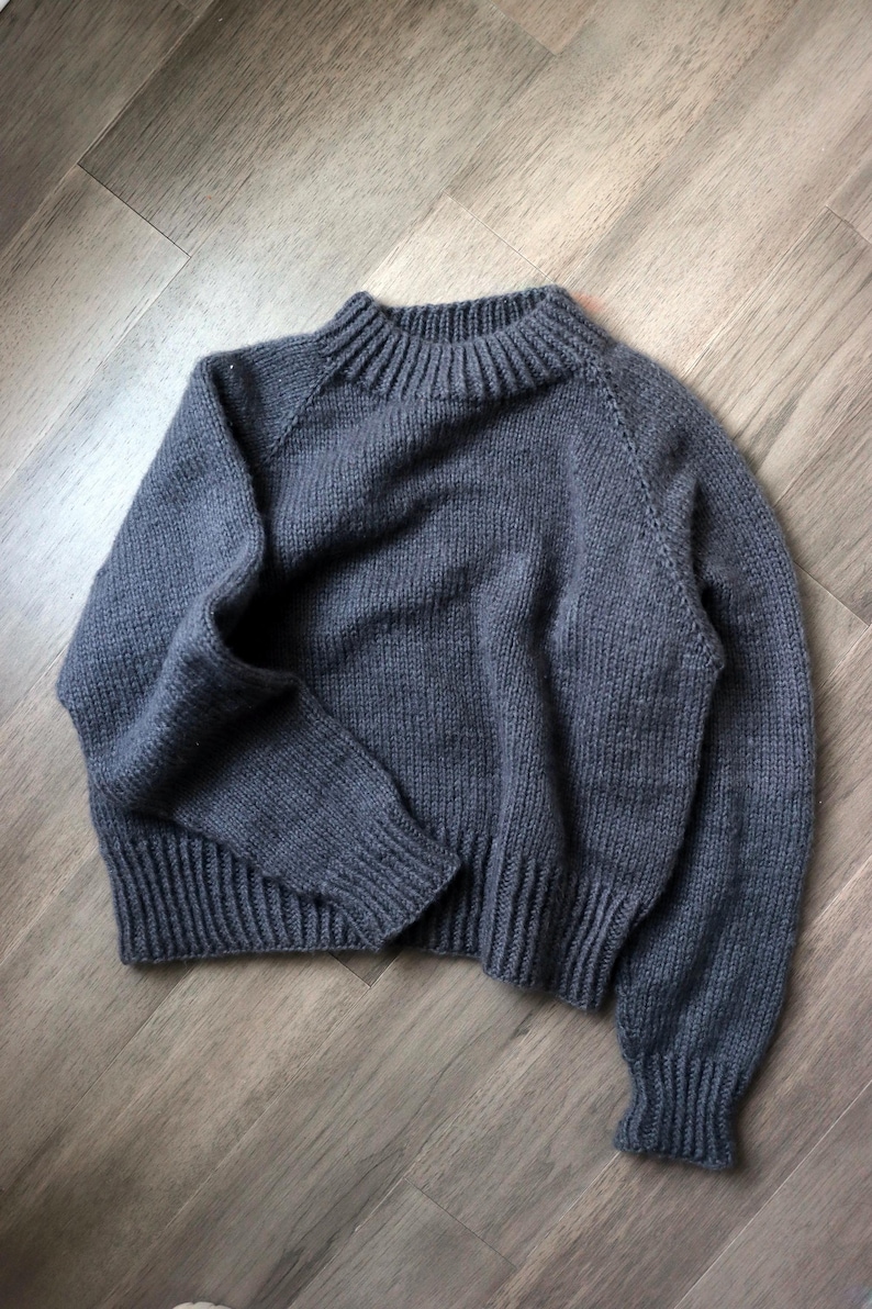 classic raglan sweater knitting pattern by darling jadore. a beginner pullover jumper knitting pattern. knit pattern for an easy raglan top down sweater. women sweater knit pattern. Women's cropped crewneck raglan sweater knitting pattern, oversized seamless top-down pullover in worsted weight yarn, beginner knit jumper PDF instant download. easy knit sweater pattern, beginner knit raglan sweater.