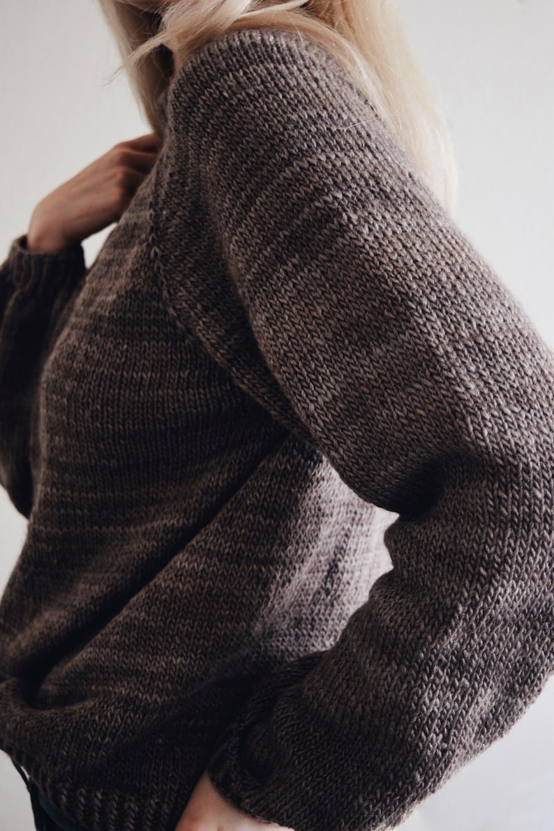 Beginner sweater knitting pattern, oversized top-down raglan pullover in worsted weight yarn, women's seamless crewneck knit jumper. ribbon tie knit sweater pattern. oversize raglan jumper pattern for women