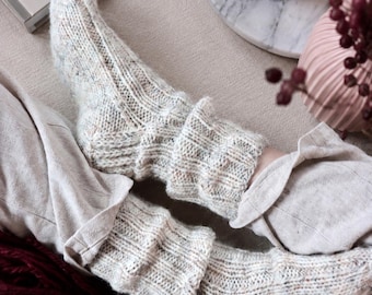 Easy Rib Socks Knitting Pattern, Beginner Knit Socks Pattern, Worsted Weight Socks Knitting Pattern , Easy Women Socks Knit Pattern, Videos